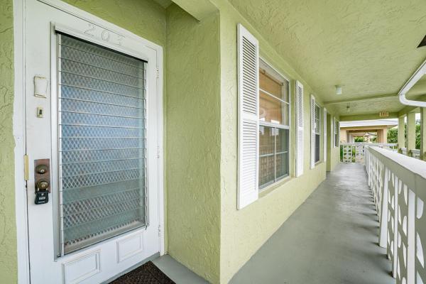 The Pines Of Delray, 1021 Flame Vine Ave #203, Delray Beach, Florida 33445, image 2