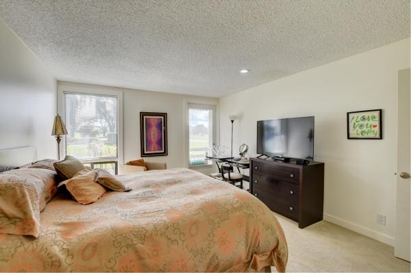 Courtside At Boca West Country Club, 20337 Boca West Dr #1801, Boca Raton, Florida 33434, image 2