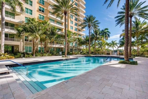 Marina Village At Boynton Beach, 700 E Boynton Beach Blvd #202, Boynton Beach, Florida 33435, image 1