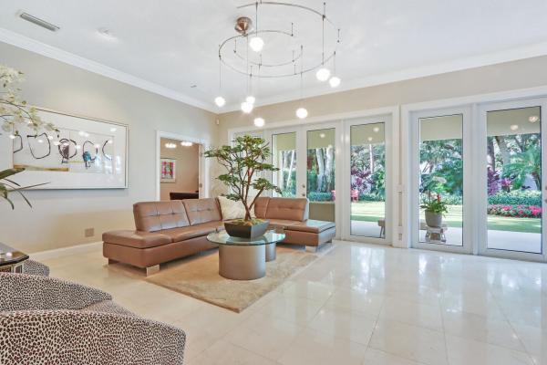 Oaks East, 229 E Tall Oaks Cir, Palm Beach Gardens, Florida 33410, image 1