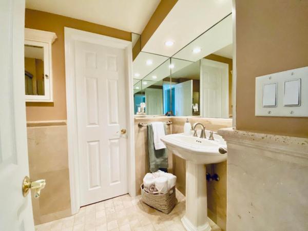 200 Macfarlane Dr #N-704, Delray Beach, Florida 33483, image 1