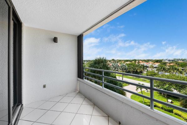Highlands Place, 2901 S Ocean Blvd #405, Highland Beach, Florida 33487, image 2