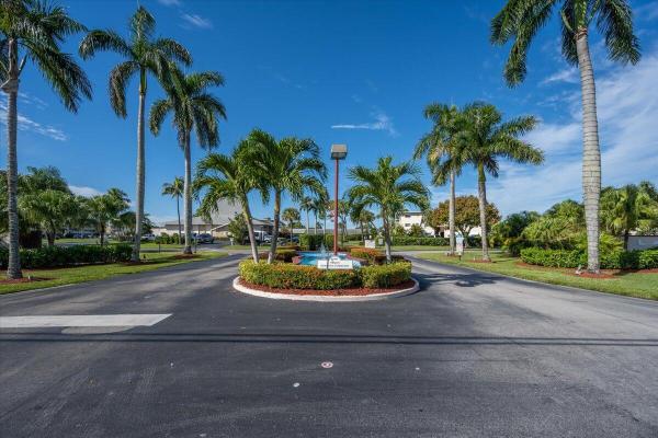 Lake Clarke Gardens, 2581 N Garden Dr N #311, Lake Worth, Florida 33461, image 1