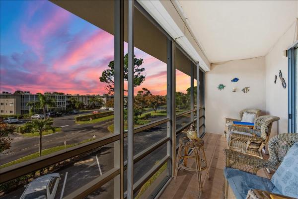 Lake Clarke Gardens, 2581 N Garden Dr N #311, Lake Worth, Florida 33461, image 3