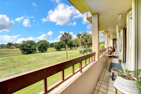 Versailles Court At The Fountains Country Club, 4770 Fountains Dr S #202, Lake Worth, Florida 33467, image 1