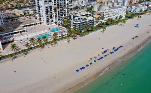 Valencia At Quadomain, 2201 S Ocean Dr #203, Hollywood, Florida 33019, image 3