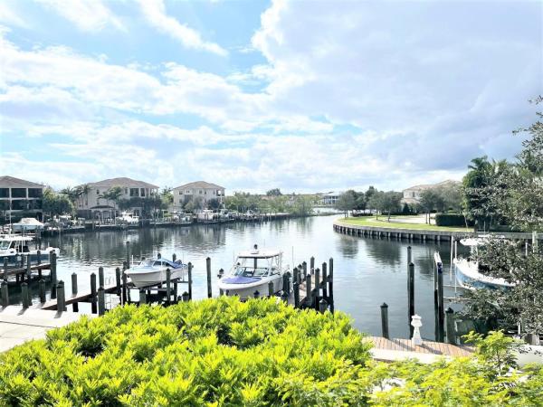 Carriage Homes At Frenchman's Harbor, 13609 Treasure Cove Cir, North Palm Beach, Florida 33408, image 1