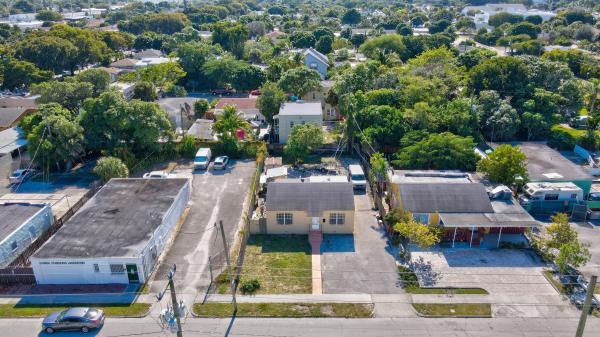 Fernwood, 722 Bunker Rd, West Palm Beach, Florida 33405, image 1