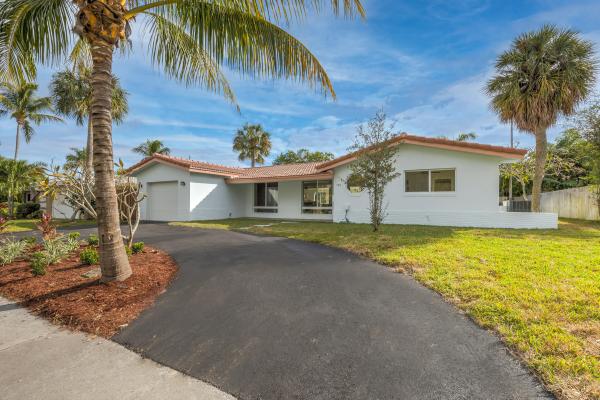 Royal Oaks Hills, 748 W Camino Real, Boca Raton, Florida 33486, image 1