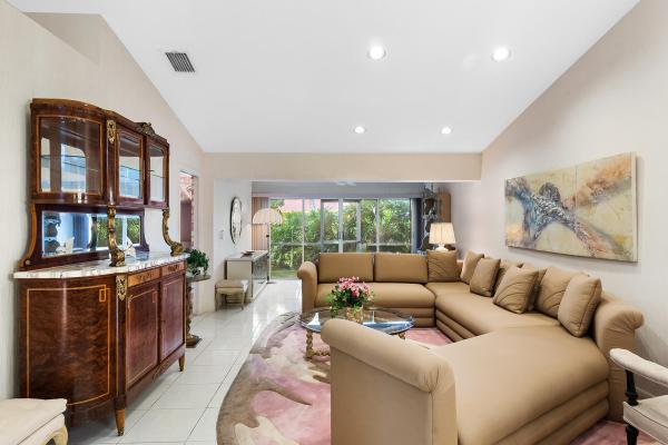 Emerald Pointe, 7707 Coral Lake Dr, Delray Beach, Florida 33446, image 1
