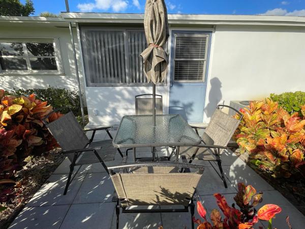 Emory At Cresthaven Villas, 2639 Emory Dr W #F, West Palm Beach, Florida 33415, image 2
