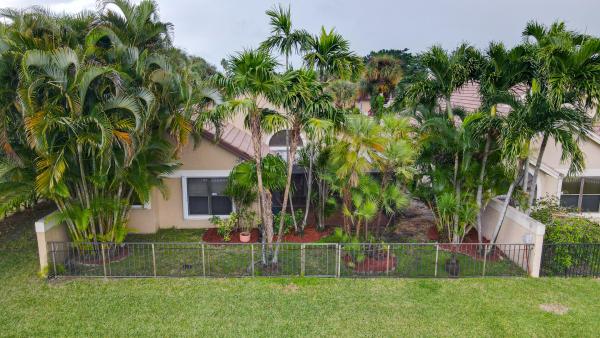 Cambridge At Aberdeen, 8071 Popash Ct, Boynton Beach, Florida 33472, image 2