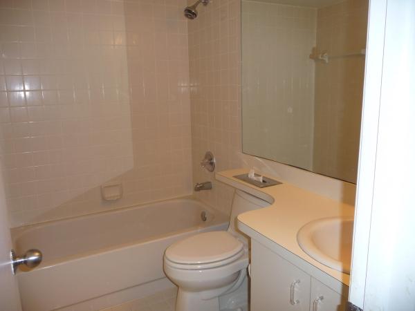 Camino Real Village, 5850 Camino Del Sol #104, Boca Raton, Florida 33433, image 1