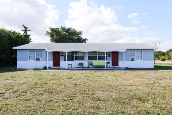 Park Manor, 461 Silver Beach Rd, Riviera Beach, Florida 33403, image 2