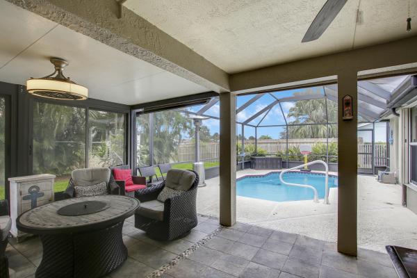 Hidden Oaks, 820 SW Dalton Ave, Port St. Lucie, Florida 34953, image 2
