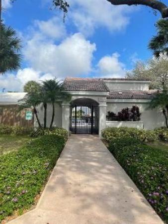 Diamante Village, 5195 Europa Dr #H, Boynton Beach, Florida 33437, image 3