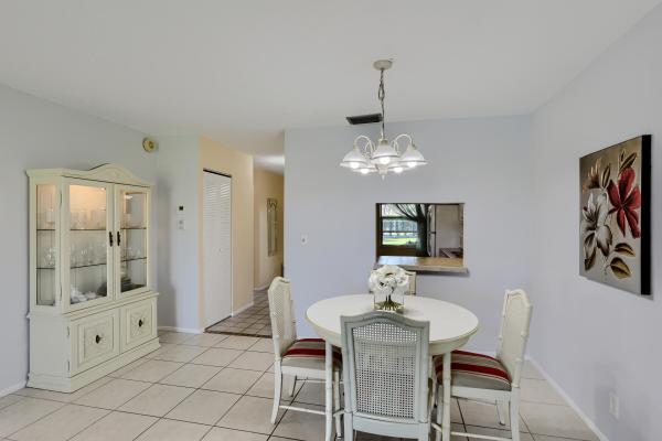 Golden Lakes Village, 108 Judy Ln, West Palm Beach, Florida 33411, image 2