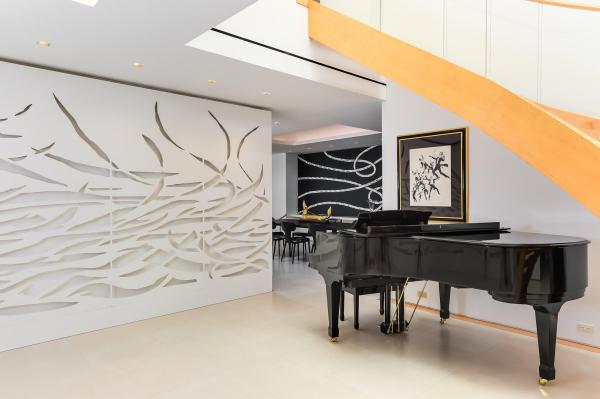 Residences At Sloan's Curve, 10 Sloans Curve Dr, Palm Beach, Florida 33480, image 2