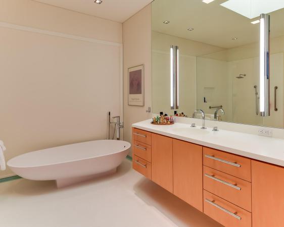 Residences At Sloan's Curve, 10 Sloans Curve Dr, Palm Beach, Florida 33480, image 1
