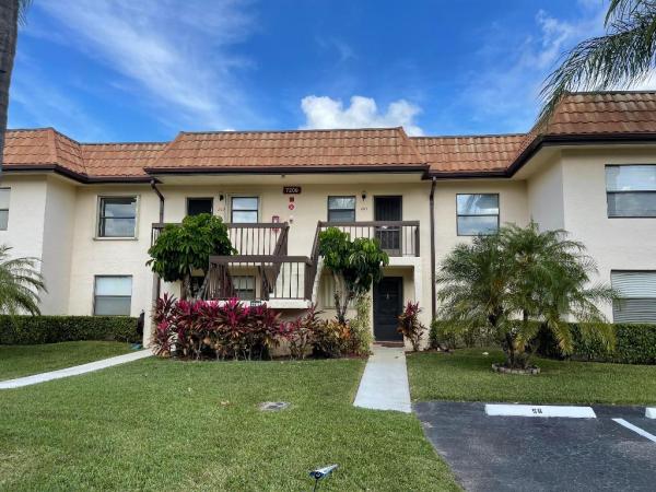 Lucerne Lakes Golf Colony, 7209 Golf Colony Ct #203, Lake Worth, Florida 33467, image 1