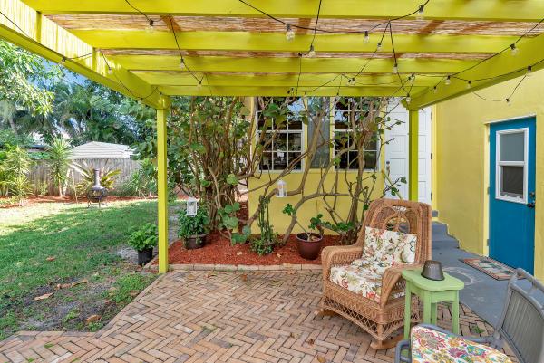 College Park, 334 Fordham Dr, Lake Worth Beach, Florida 33460, image 1