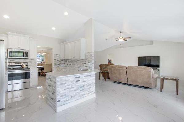 Torino, 5200 NW Aljo Cir, Port St. Lucie, Florida 34986, image 2