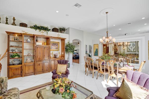 Imperial Isle At Wycliffe, 10871 Royal Devon Way, Lake Worth, Florida 33449, image 2