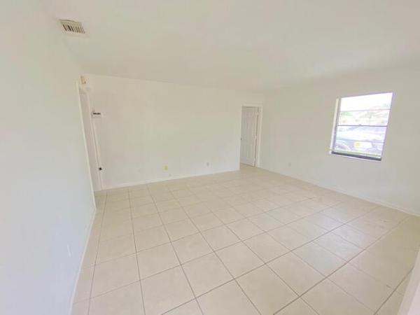 South Shore Of Wellington, 1253 White Pine Dr, Wellington, Florida 33414, image 2