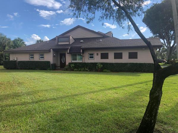 Versailles Court At The Fountains Country Club, 4674 Fountains Dr S, Lake Worth, Florida 33467, image 1