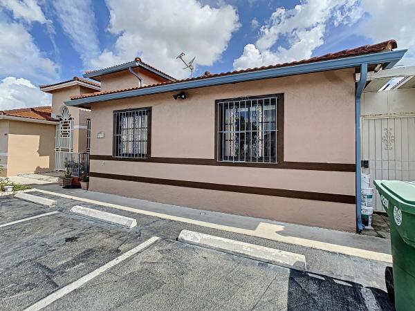 Los Palacios, 9291 NW 121st St #80, Hialeah Gardens, Florida 33018, image 3