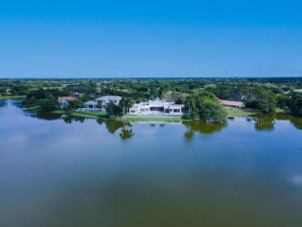 Long Lake Estates, 18161 Daybreak Dr, Boca Raton, Florida 33496, image 1