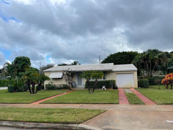 Gladeport, 200 Ashworth St, West Palm Beach, Florida 33405, image 2
