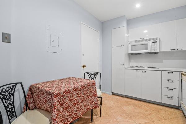 Harbour House Of Palm Beach, 2295 S Ocean Blvd #321, Palm Beach, Florida 33480, image 2