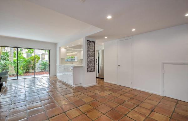 Lakeview Townhomes, 16481 NE 26th Ave #20, North Miami Beach, Florida 33160, image 2