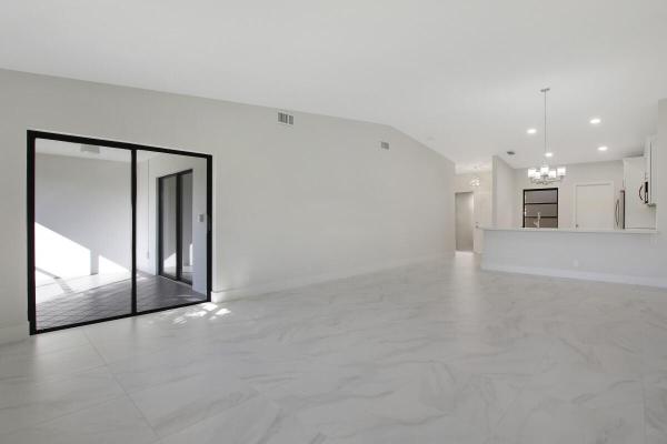 Summerwinds At Whisper Walk, 8056 Windgate Dr, Boca Raton, Florida 33496, image 2