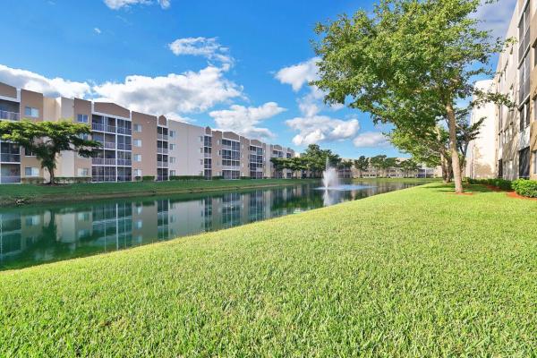 Weldon, 9560 Weldon Cir #J404, Tamarac, Florida 33321, image 1