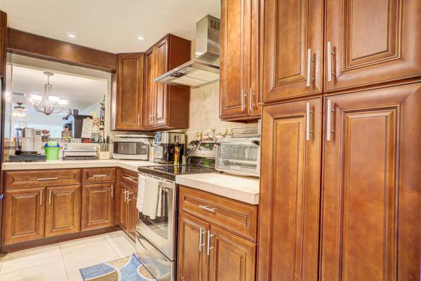 Palm Greens At Villa Del Ray, 13705 Via Aurora, Delray Beach, Florida 33484, image 1