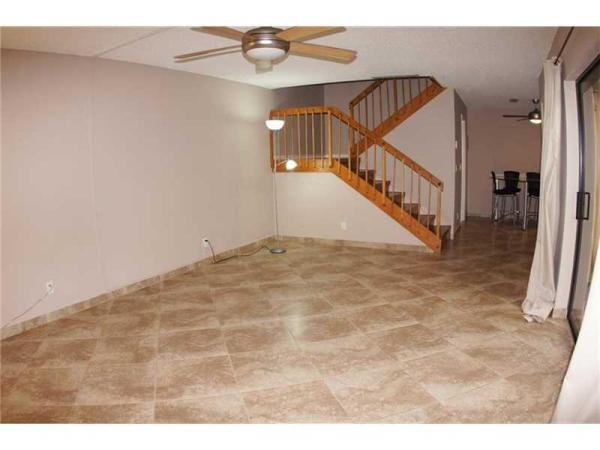 Waterside Estates, 2310 Waterside Dr, Lake Worth, Florida 33461, image 2
