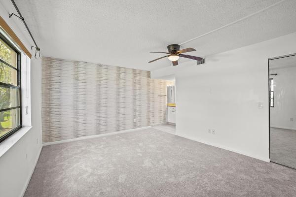 Golden Lakes Village, 140 Lake Nancy Ln #209, West Palm Beach, Florida 33411, image 2