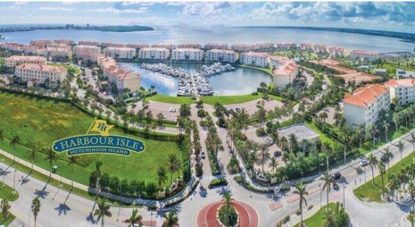 Harbour Isle East, 38 Harbour Isle Dr #104, Fort Pierce, Florida 34949, image 1