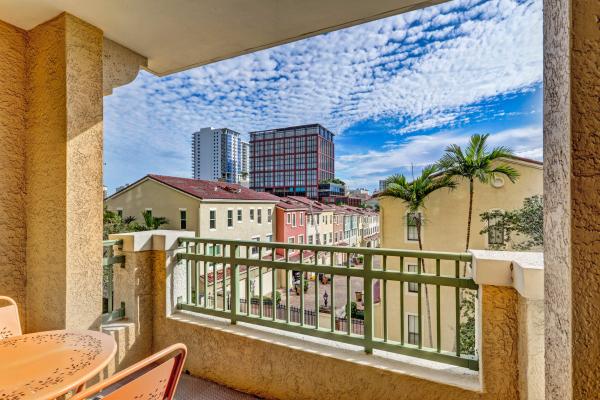 Metropolitan, 403 S Sapodilla Ave #307, West Palm Beach, Florida 33401, image 2