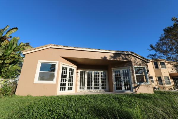 Fairfax, 2017 Reston Cir, Royal Palm Beach, Florida 33411, image 3
