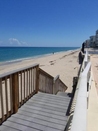 Le Chateau Royal, 3540 S Ocean Blvd #303, South Palm Beach, Florida 33480, image 1