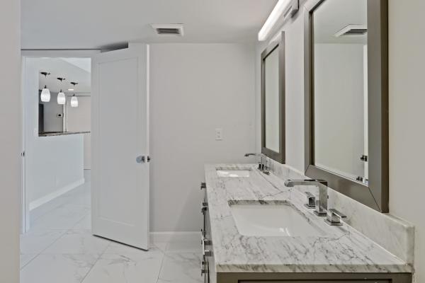 Lincoln Tower, 2400 Presidential Way #406, West Palm Beach, Florida 33401, image 3