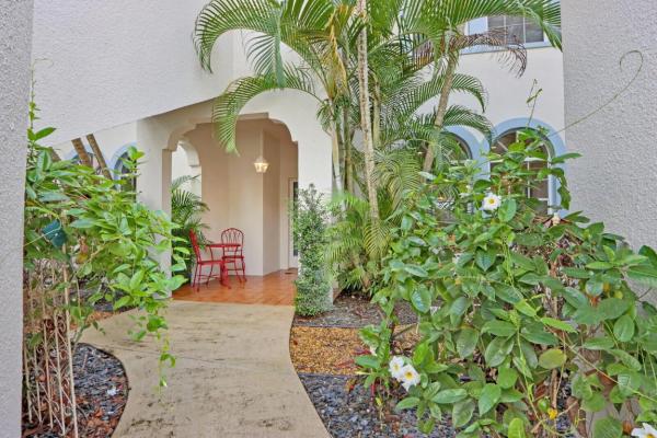 Ryder Cup Villas, 602 Ryder Cup Cir S, Palm Beach Gardens, Florida 33418, image 1