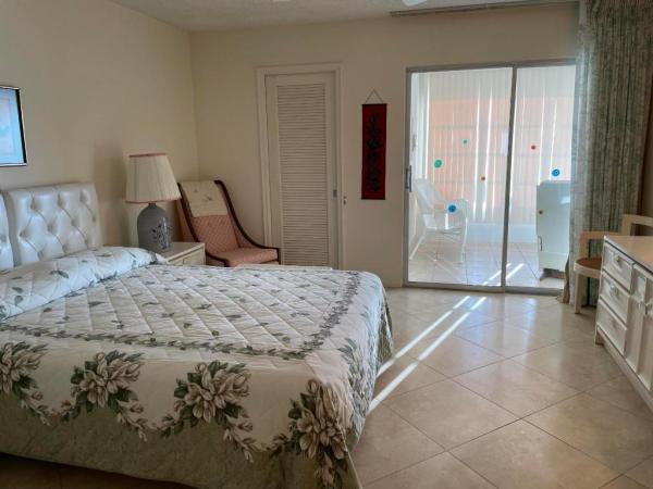 Wellington At Century Village, 422 Wellington G, West Palm Beach, Florida 33417, image 2
