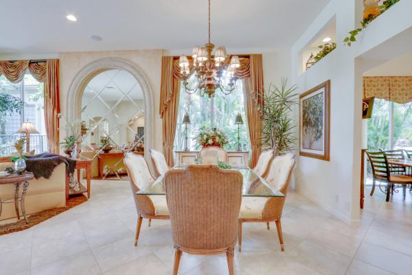 Manchester Lakes At Wycliffe, 10862 Northgreen Dr, Lake Worth, Florida 33449, image 2