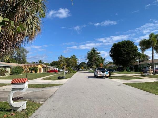 Flamango Lake, 2697 Flamango Lake Dr, West Palm Beach, Florida 33406, image 3