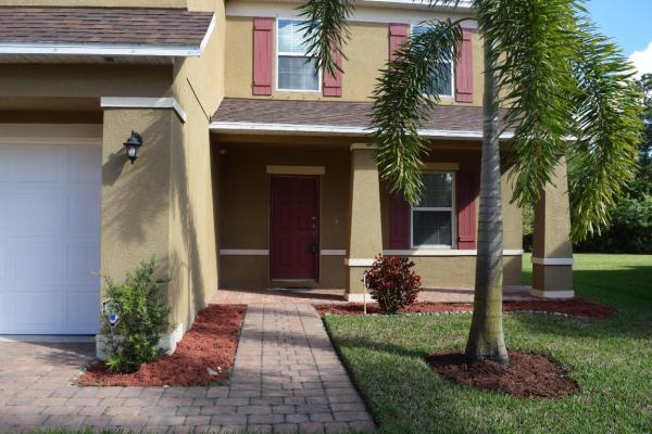 Moss Rose Place, 687 NE Moss Rose Pl, Port St. Lucie, Florida 34983, image 1
