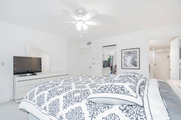Huntington Lakes 5, 14500 Stirling Way #404, Delray Beach, Florida 33446, image 1